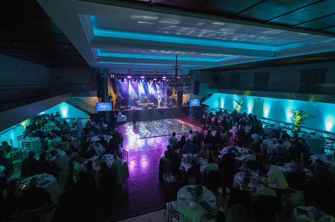 Câmara realiza Sessão Solene para homenagear instituições e profissionais que fazem a diferença na comunidade