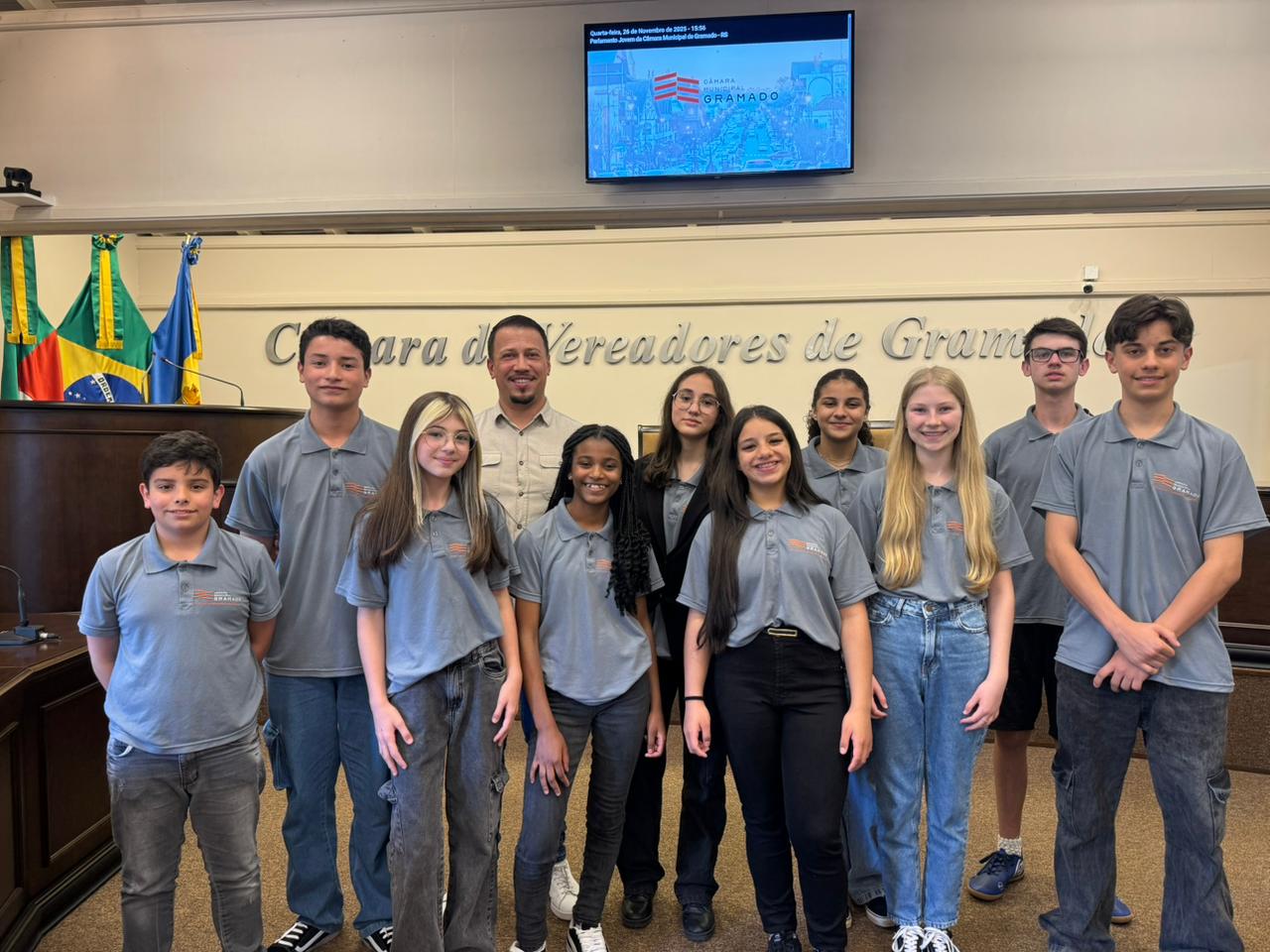 Câmara aprova regimento interno do Parlamento Jovem de Gramado