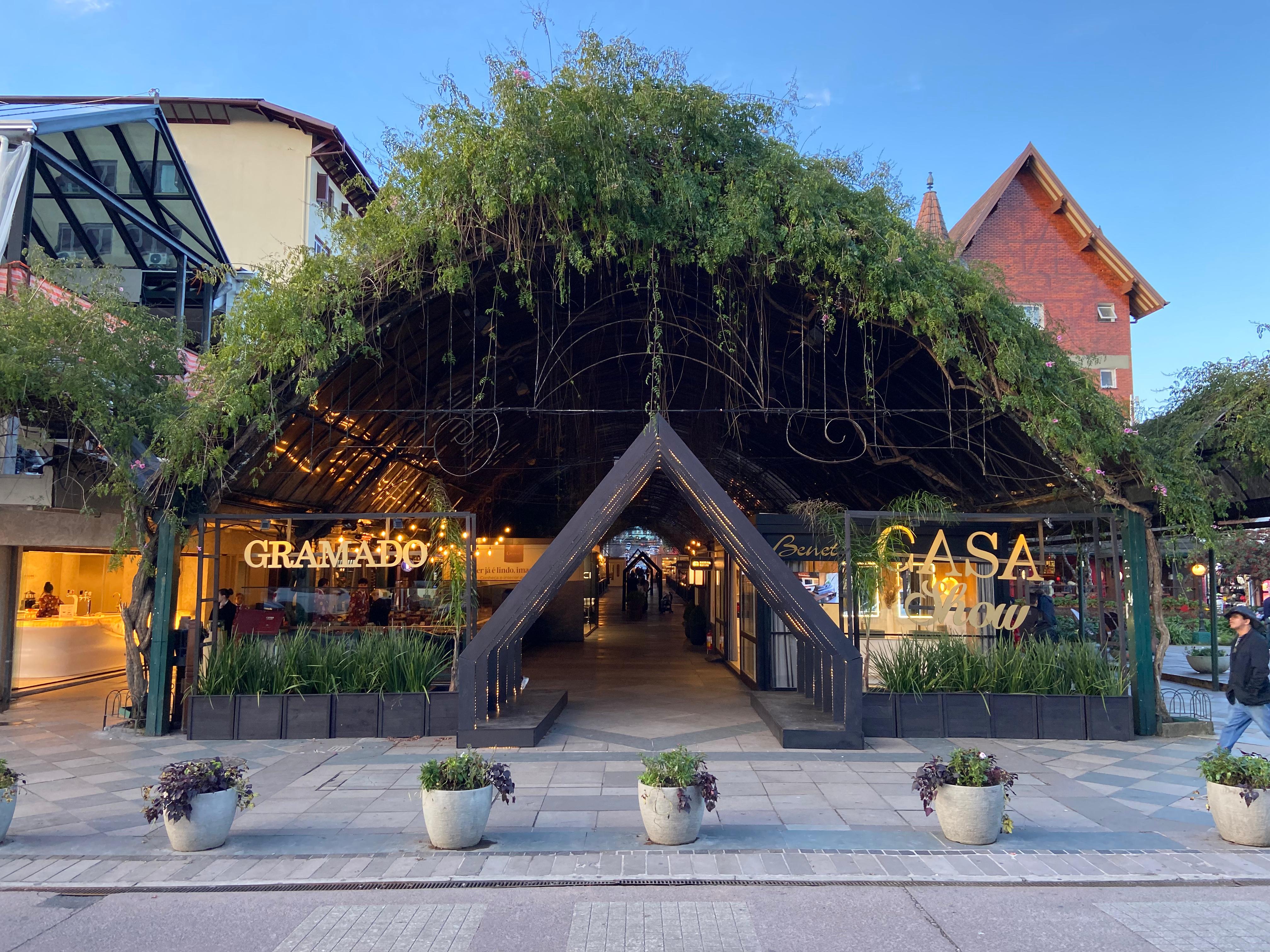 Câmara de Gramado: novo projeto quer potencializar a Rua Coberta como espaço cultural e turístico 