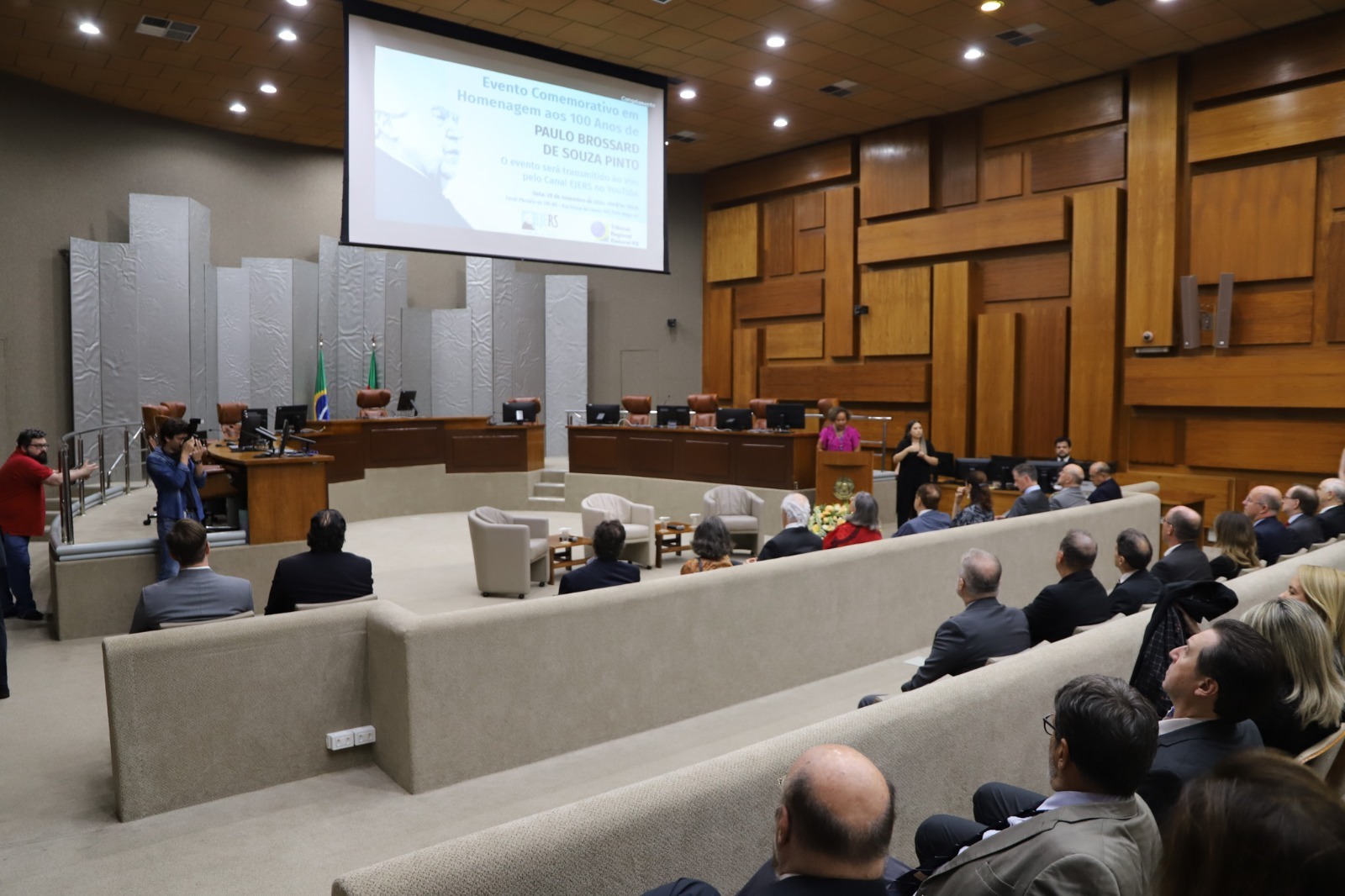 Câmara de Gramado promove encontro com a Justiça Eleitoral e fortalece a formação cidadã de jovens