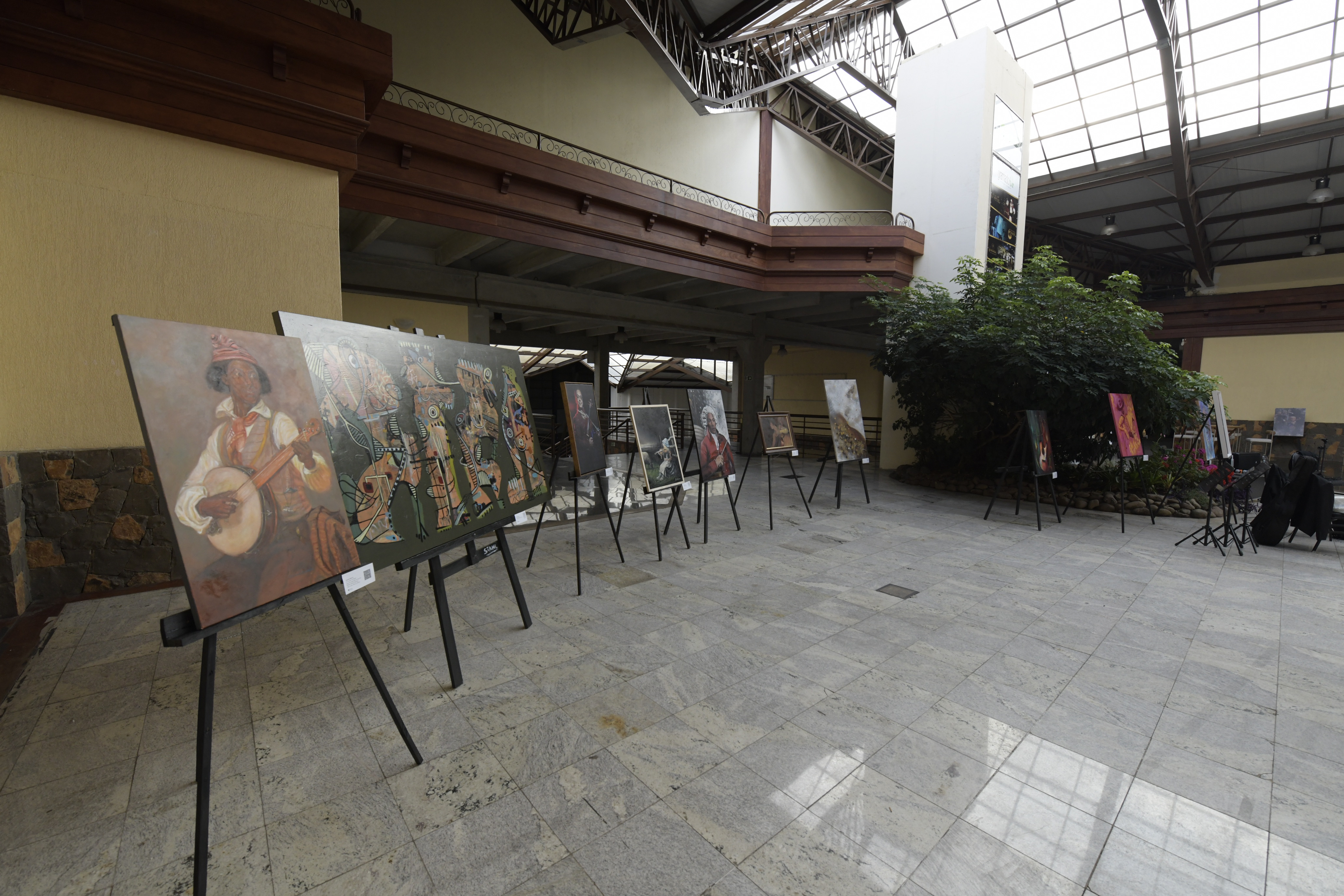 Câmara de Gramado recebe exposição sobre o Gramado in Concert