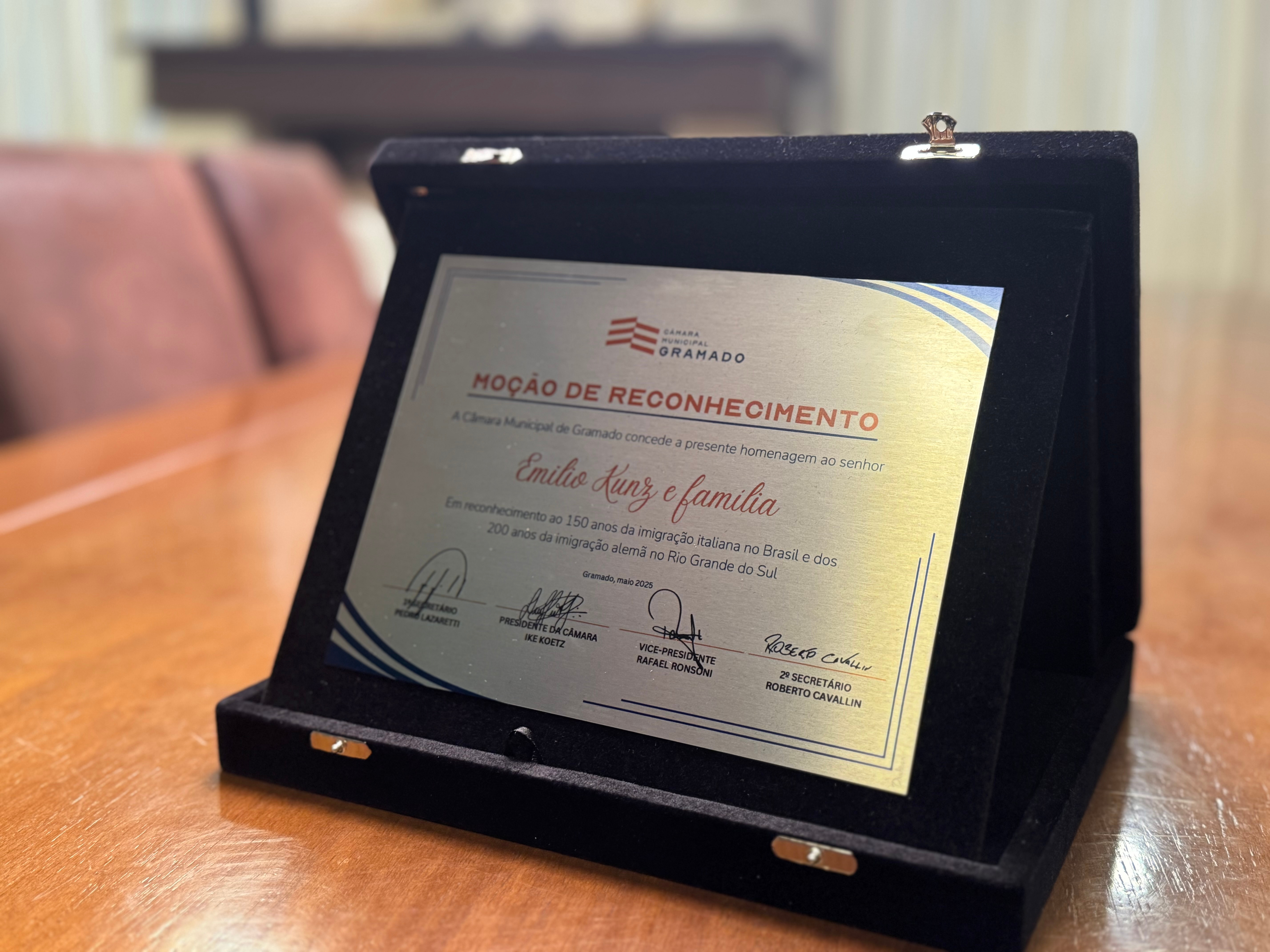 Câmara realiza duas sessões solenes para reconhecer personalidades e instituições de Gramado