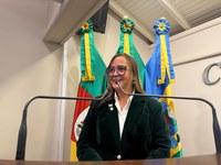 Dra. Maria de Fátima propõe criação do programa “Remédio em Casa” em Gramado