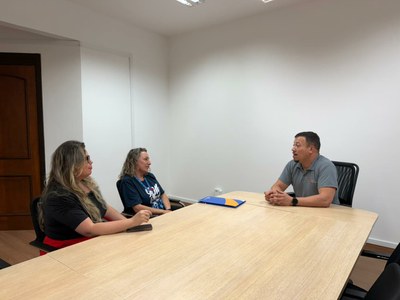 Escola do Legislativo firma parceria com Senac para capacitar futuros Vereadores Jovens