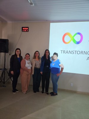 Gabinete da vereadora Vivi Cardoso promove ação sobre inclusão na Escola Maximiliano Hahn