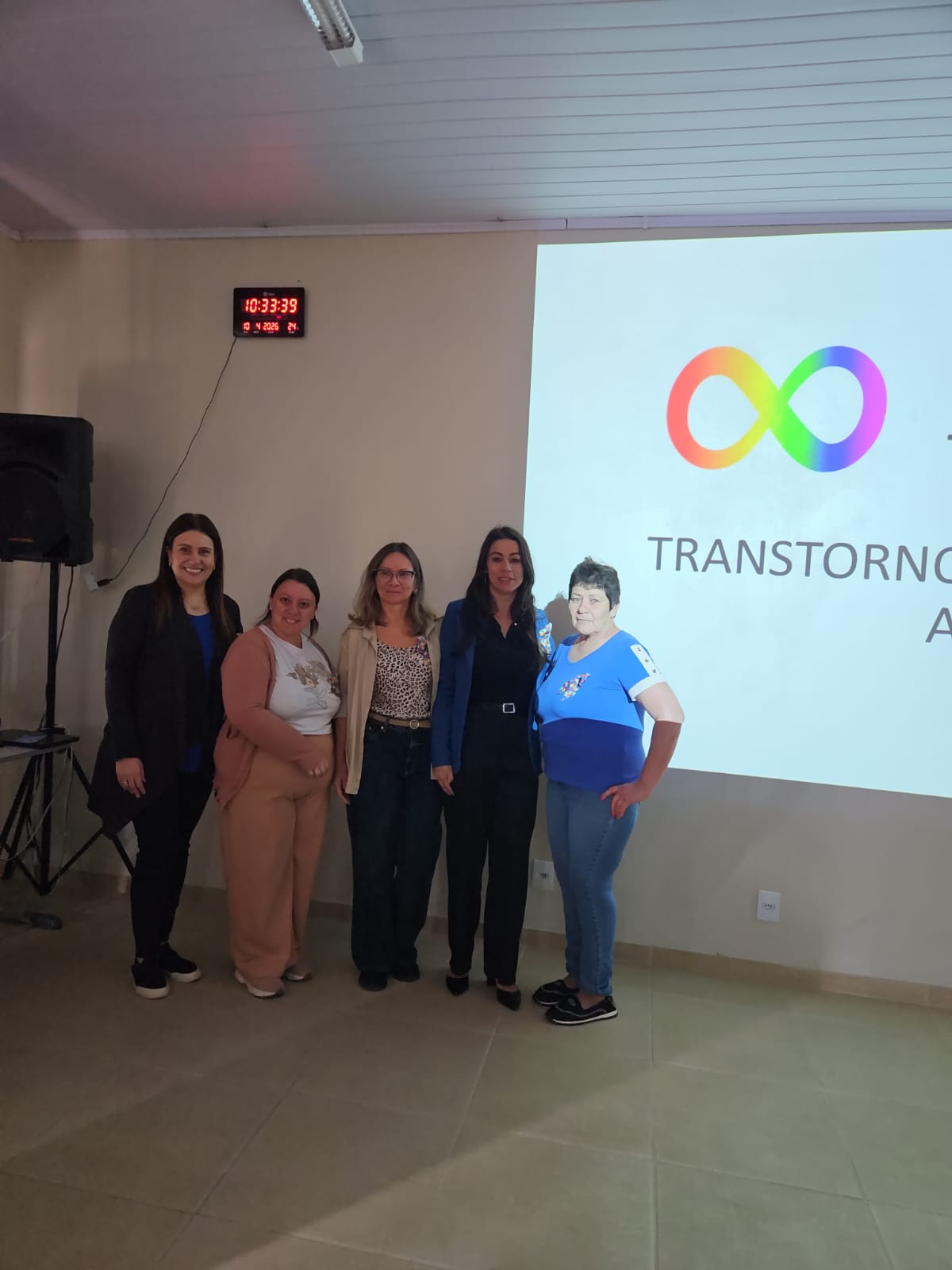 Gabinete da vereadora Vivi Cardoso promove ação sobre inclusão na Escola Maximiliano Hahn