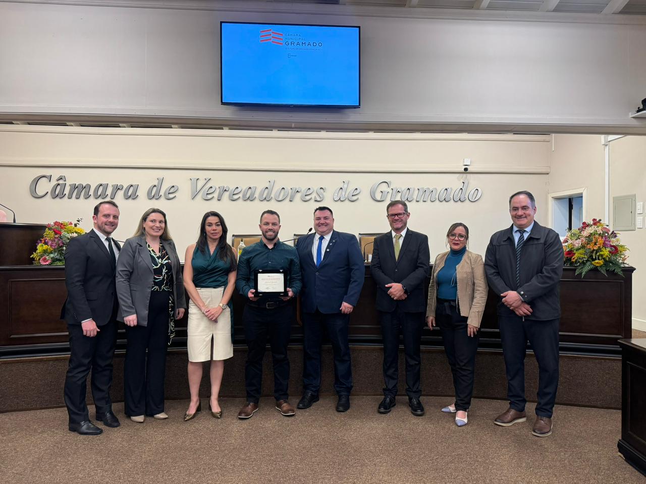 Gramado presta homenagem aos Jipeiros pela coragem e solidariedade durante as enchentes de 2024