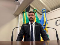 Ike Koetz solicita substituição de lâmpadas na Rua Porto Alegre