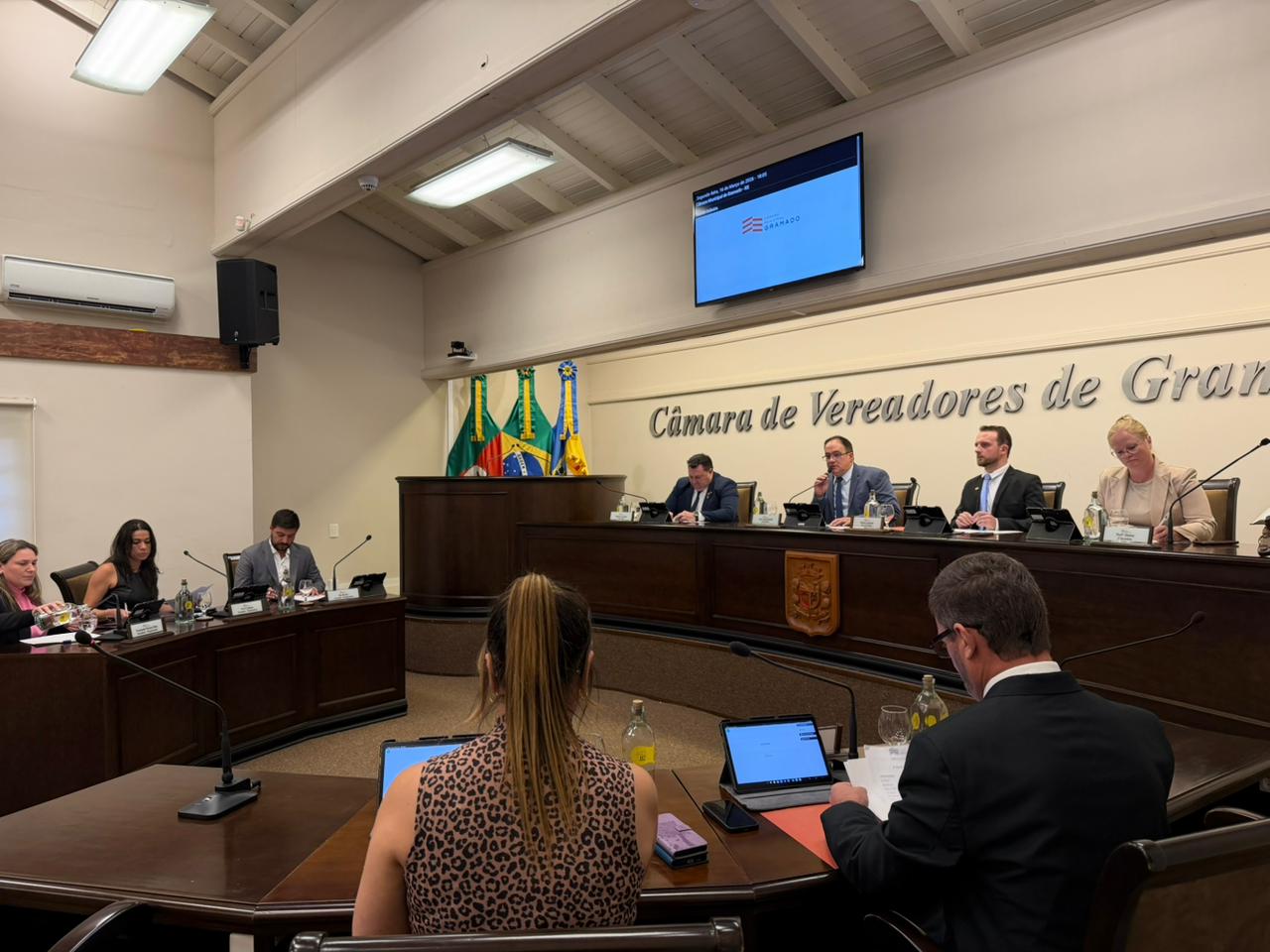 Pedidos de providência e informação são protocolados na Câmara de Gramado