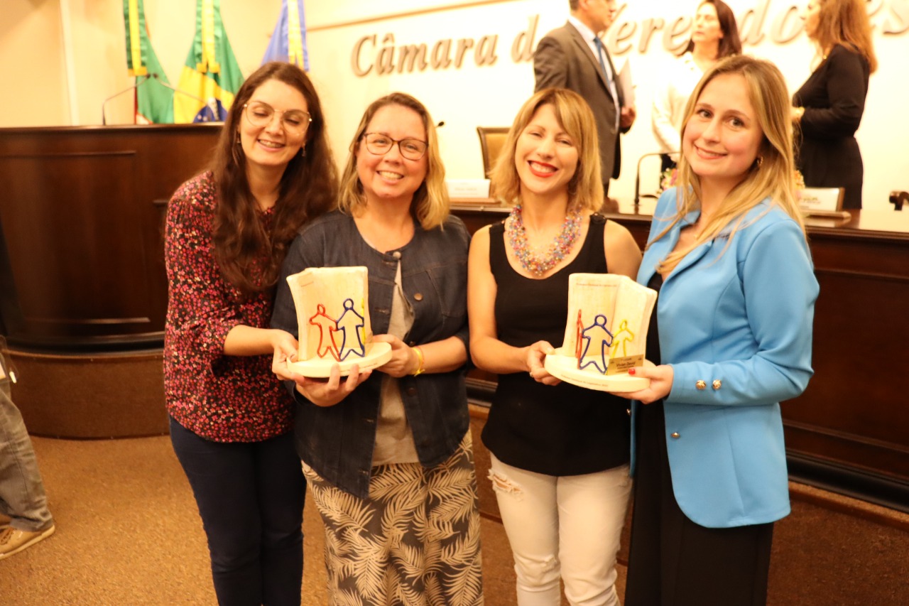 Professores de Gramado terão mais uma oportunidade de brilhar com o Troféu Professor Destaque do Legislativo