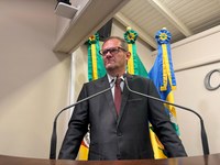 Rafael Ronsoni encaminha pedidos à Prefeitura