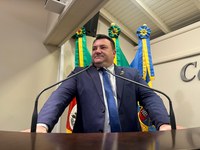 Roberto Cavallin encaminha pedidos ao Executivo 
