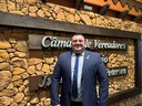 Roberto Cavallin solicita poda de árvores para garantir mais segurança nas ruas de Gramado