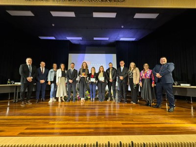 Troféu Professor Destaque do Legislativo: Escola Presidente Vargas é a campeã na categoria Ensino Fundamental II