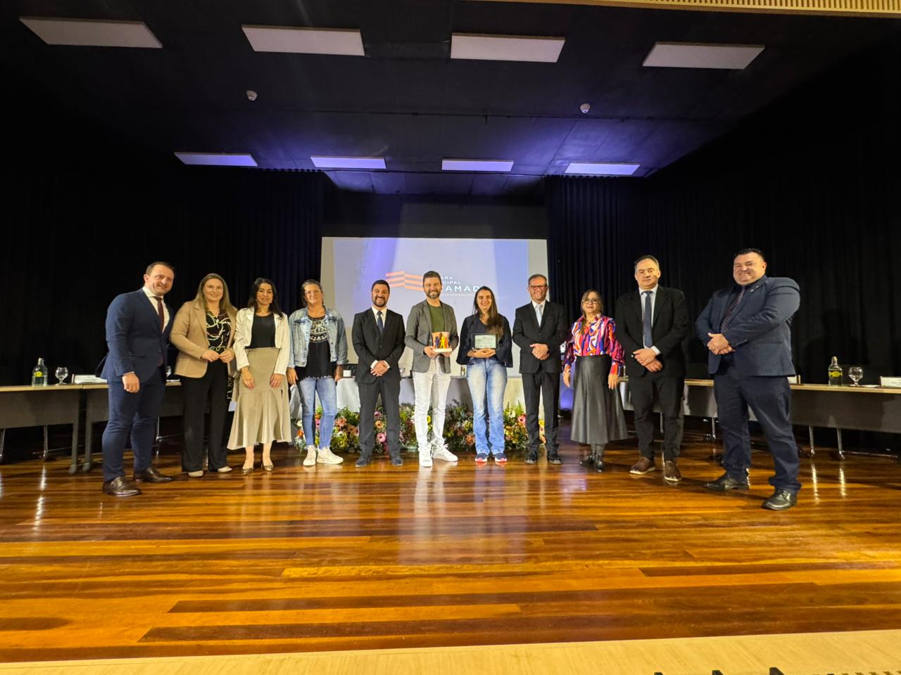 Troféu Professor Destaque do Legislativo: Ramos Pacheco fica em 1º Lugar na categoria Ensino Médio 