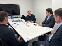 Vereadores cobram melhorias no abastecimento de água em reunião com a Corsan